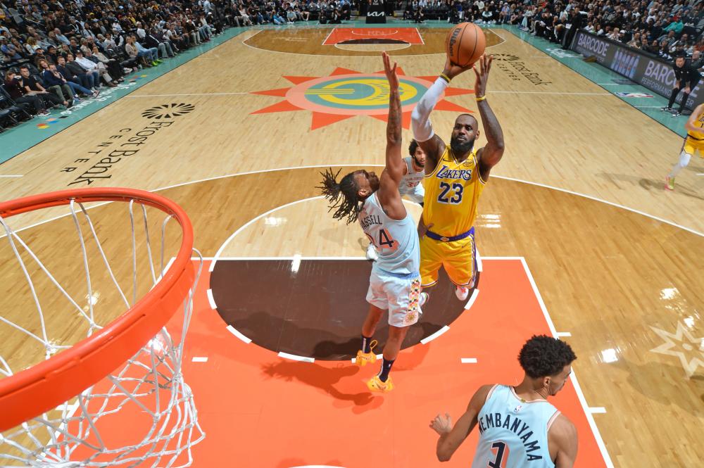 站在球员视 站在球员视